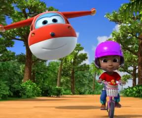 Harika Kanatlar Yüzen Bisiklet